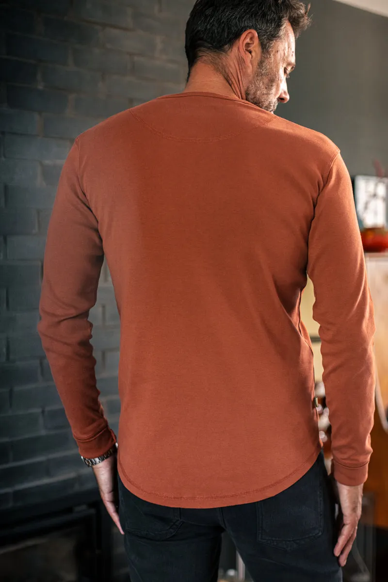 &SONS The New Elder Henley Shirt Auburn