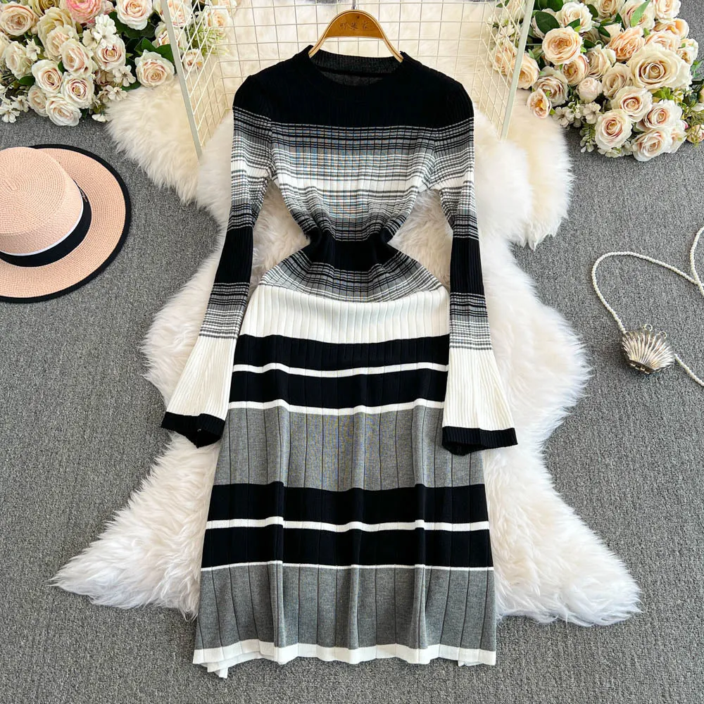 Color-blocking Striped Slim Knit Dress