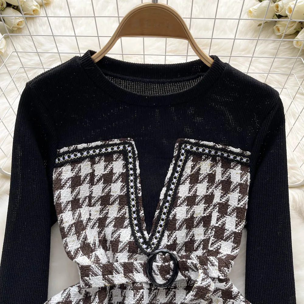 Elegant Houndstooth Color-blocking Top