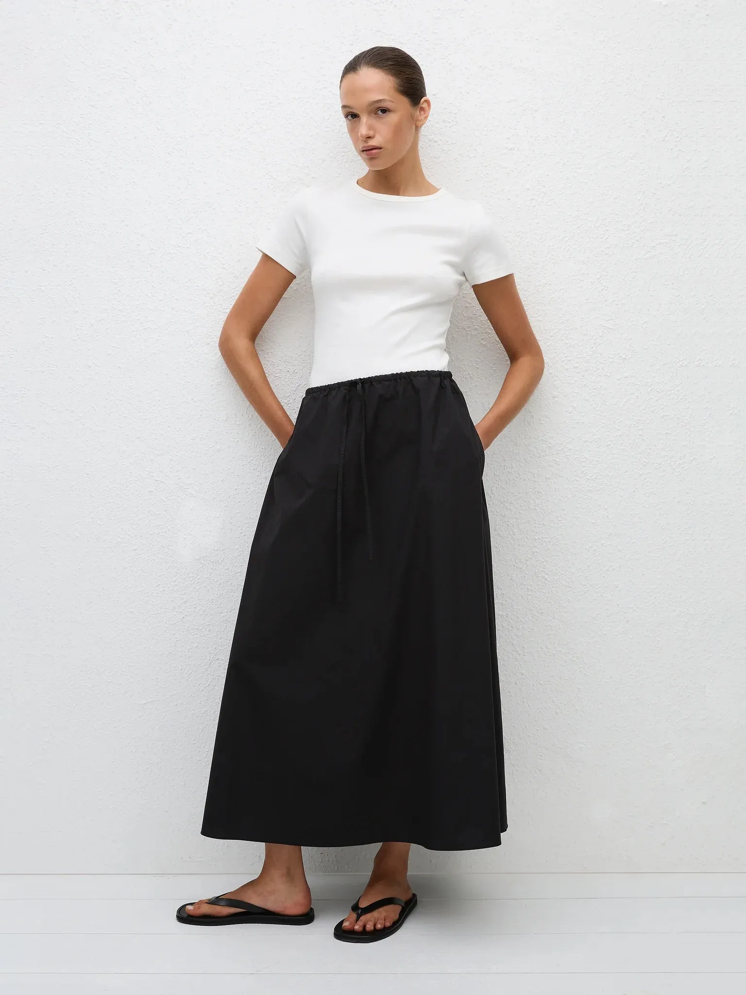 Matteau Drawcord Skirt Black