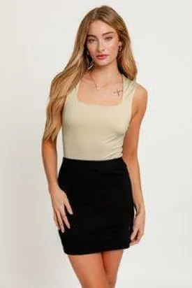 SQUARE NECK SLEEVELESS BODYSUIT