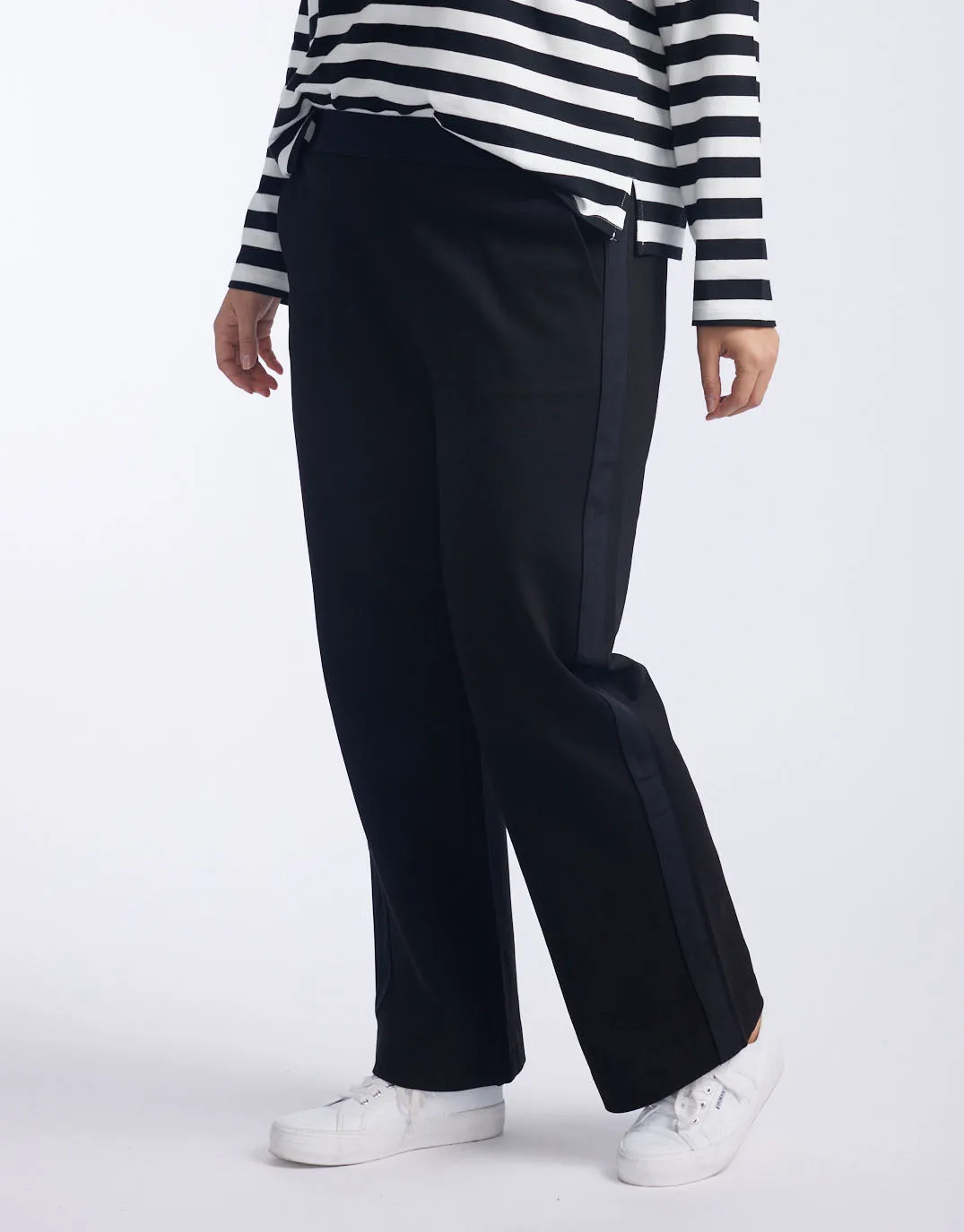 Timeless Straight Leg Ponte Pant - Black On Black